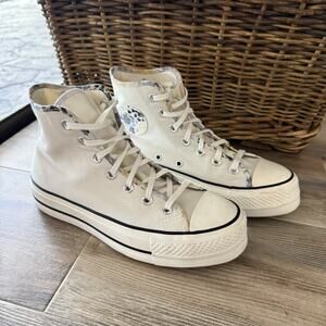 Converse Chuck Taylor All Star Lift Hi Platform Sneakers Women’s 7.5 White Camo
